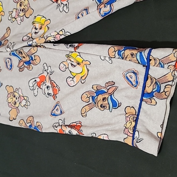 Paw Patrol - 2-Piece Loose-fit Button Down Pajamas Set Size 4T - Picture 12 of 16